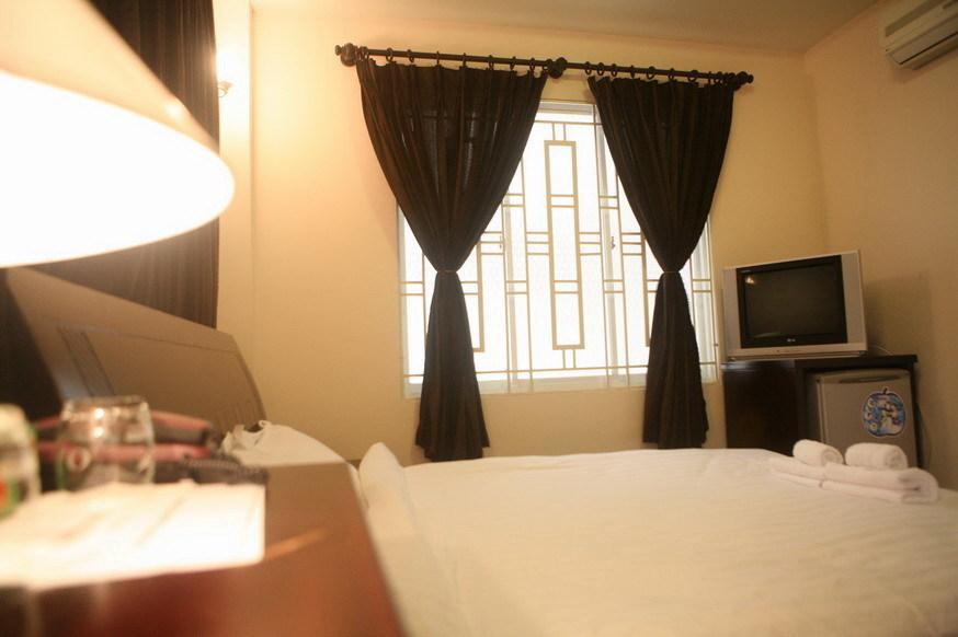Saigon Zoom Hotel โฮจิมินห์ซิตี้ ภายนอก รูปภาพ