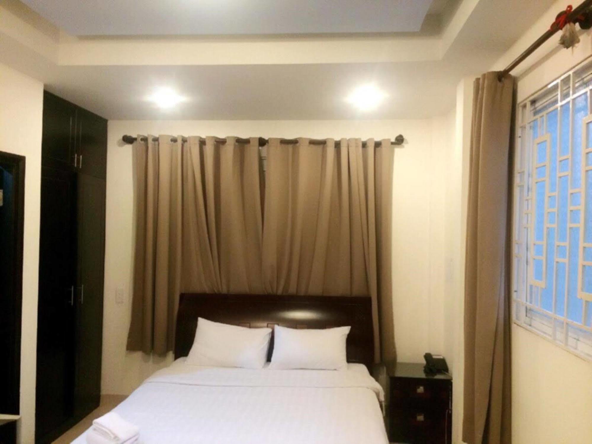 Saigon Zoom Hotel โฮจิมินห์ซิตี้ ภายนอก รูปภาพ