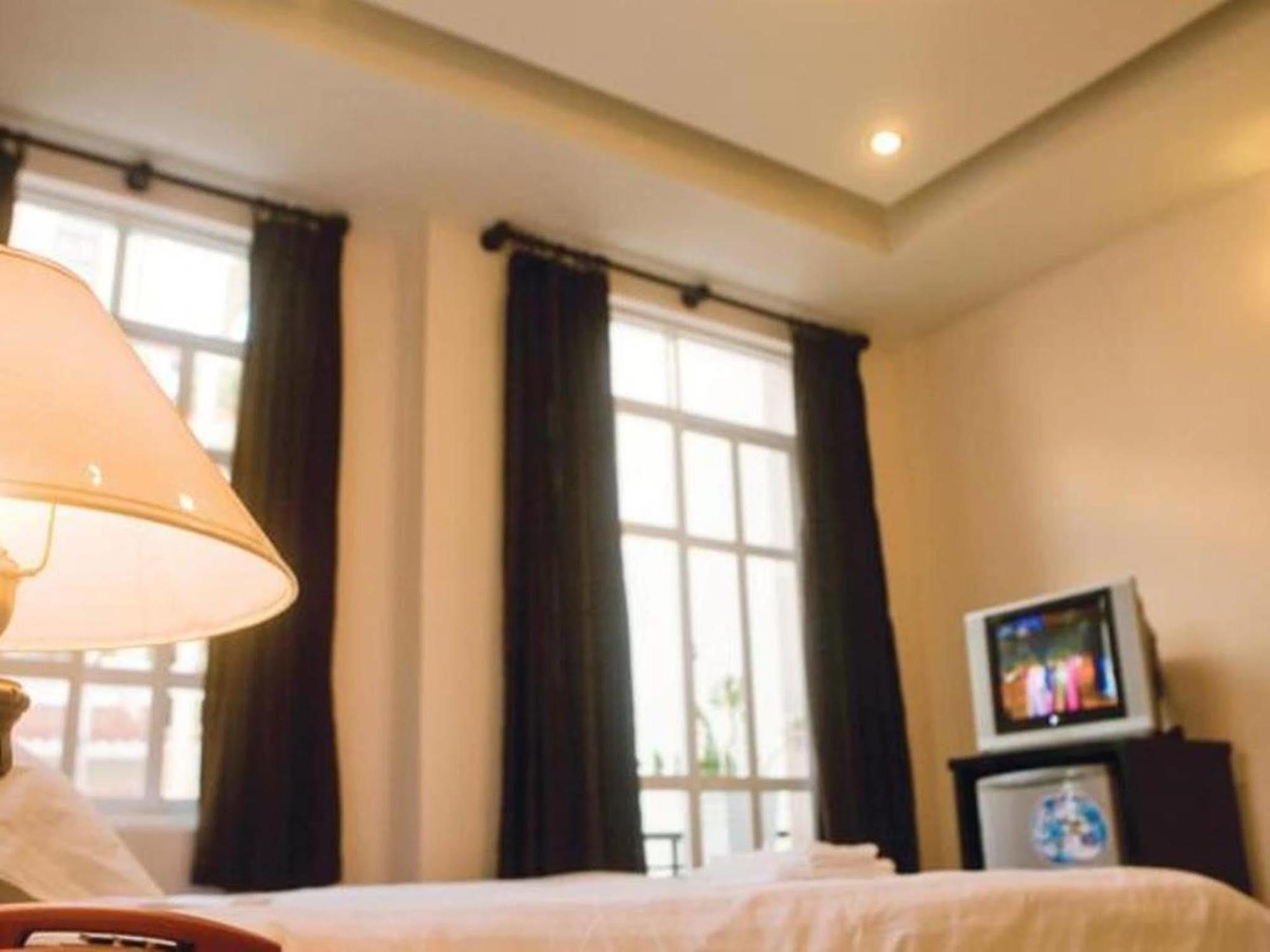 Saigon Zoom Hotel โฮจิมินห์ซิตี้ ภายนอก รูปภาพ